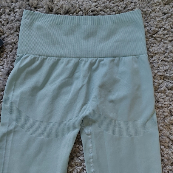 VSHRED Workout Set - Picture 3 of 11